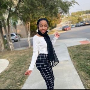 Meet your Posher, Nurto